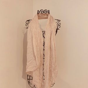 Light Pink Scarf! Perfect for spring! 🌺🌸🌼💐